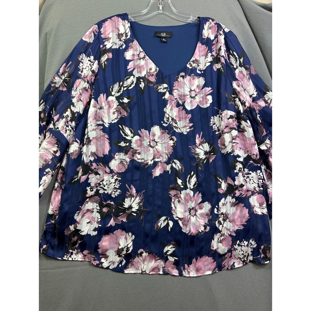 AGB Woman Navy Blue Pink Floral V-Neck Tiered Bell Sleeve Blouse Top 1X‎